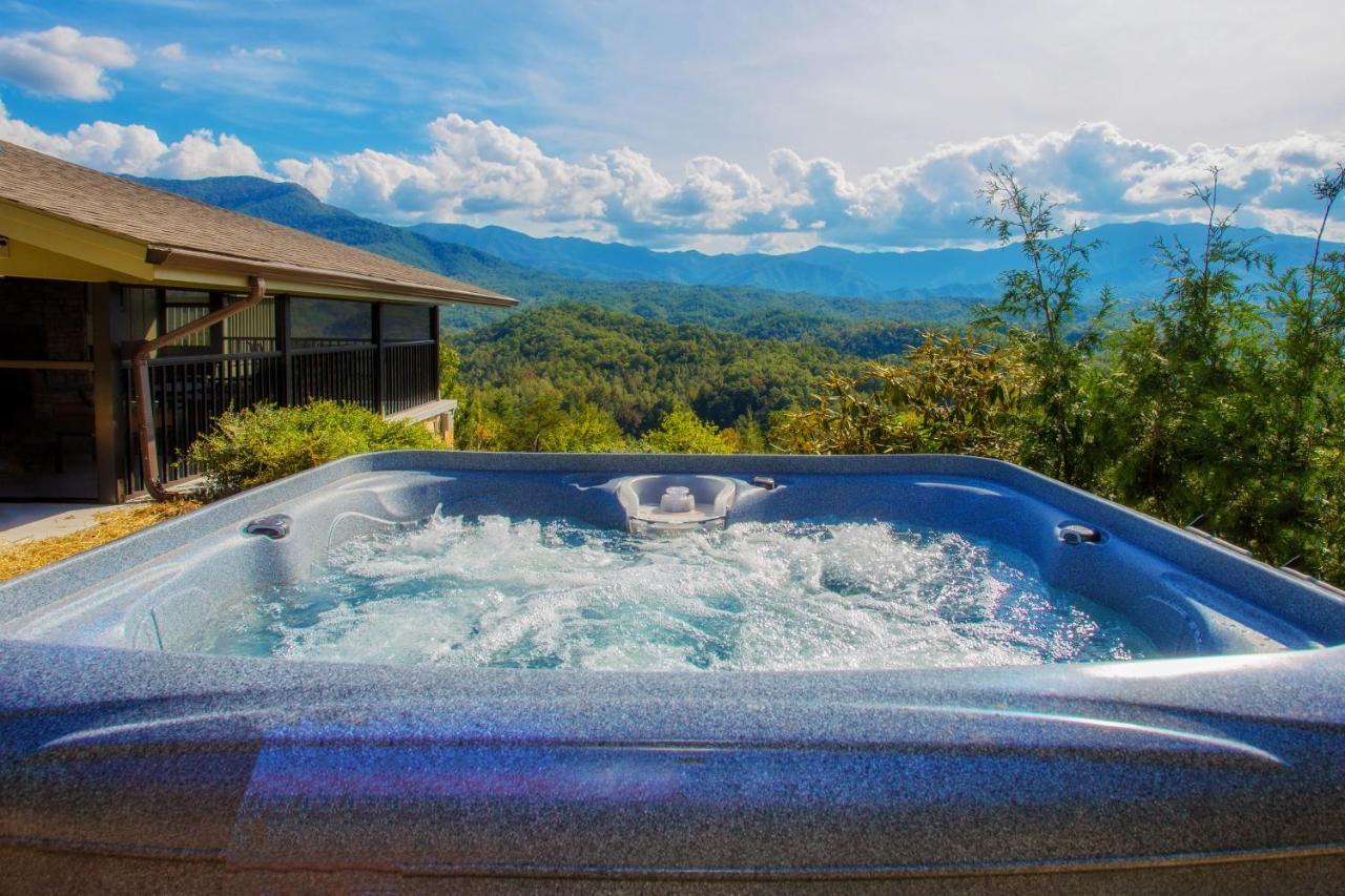 Leconte Mountain Breeze Villa Gatlinburg Exterior photo